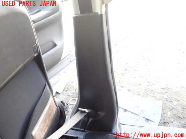 1UPJ-9234527665]セレナ(GFC27)右センターピラートリム 中古_3