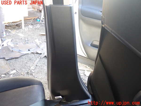 1UPJ-9234527670]セレナ(GFC27)左センターピラートリム 中古_3