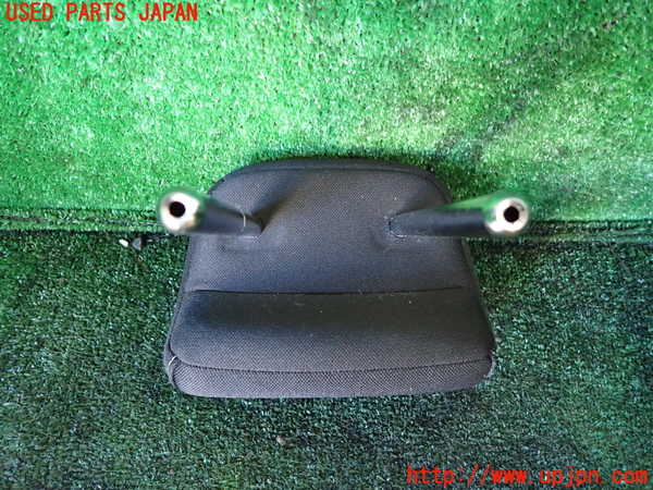 1UPJ-9234527130]セレナ(GFC27)真中2列目ヘッドレスト 中古_3