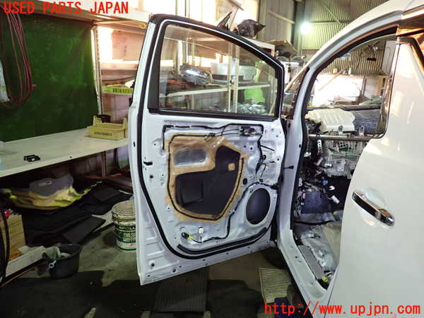 1UPJ-9234531260]アルファード(AGH30W)左前ドア 中古_5