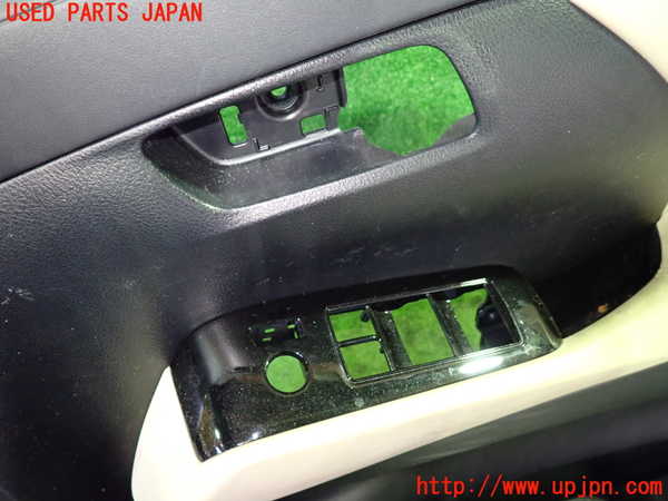 1UPJ-9234531234]アルファード(AGH30W)右前ドア内張り 中古_2
