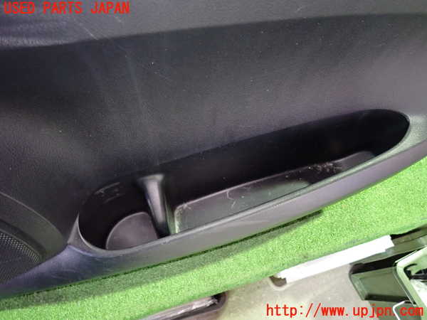 1UPJ-9234531234]アルファード(AGH30W)右前ドア内張り 中古_3