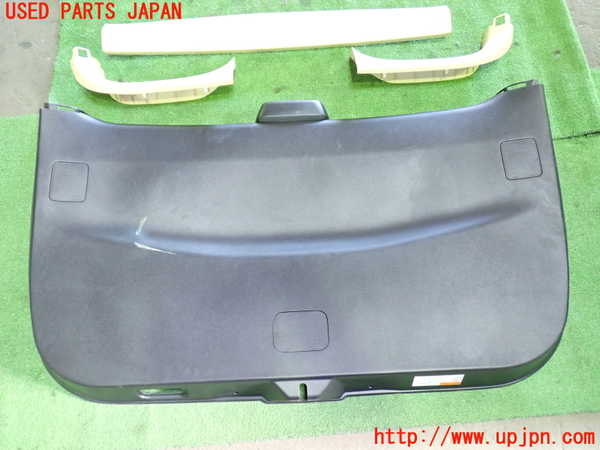 1UPJ-9234531578]アルファード(AGH30W)バックドア内張り 中古_3