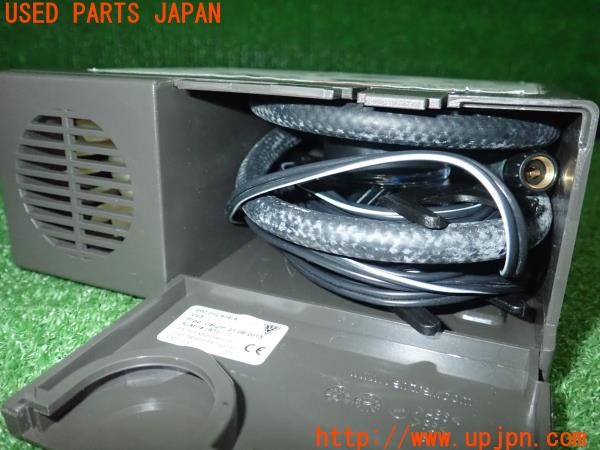 3UPJ=9234540625]アウディ A5 スポーツバック(8TCDNL B8)純正 エアコンプレッサー パンク修理キット 中古_2