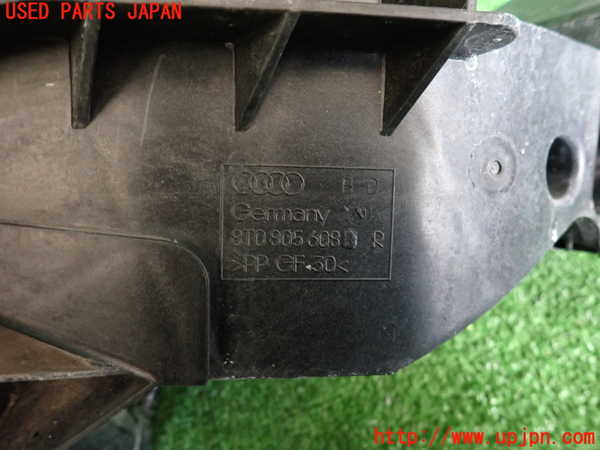 2UPJ-9234541140]アウディ・A5 スポーツバック(8TCDNL)右ヘッドライトリム 中古_4