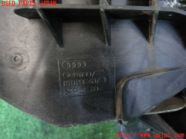 2UPJ-9234541142]アウディ・A5 スポーツバック(8TCDNL)左ヘッドライトリム 中古_4