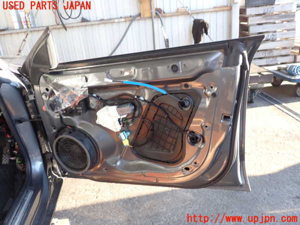 2UPJ-9234541230]アウディ・A5 スポーツバック(8TCDNL)右前ドア (43R-00082) 中古_3