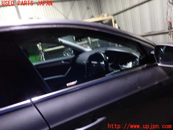 2UPJ-9234541230]アウディ・A5 スポーツバック(8TCDNL)右前ドア (43R-00082) 中古_4