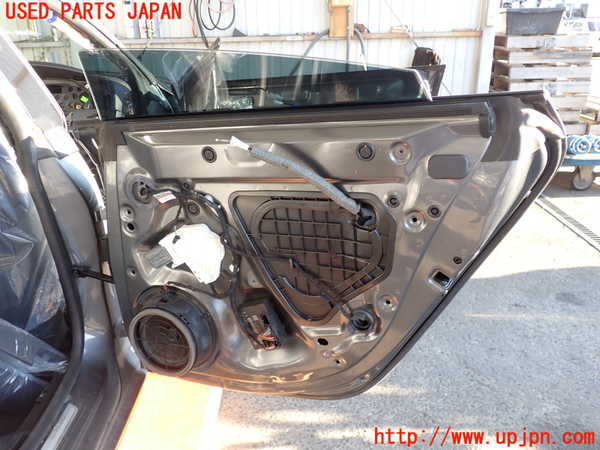 2UPJ-9234541290]アウディ・A5 スポーツバック(8TCDNL)右後ドア (43R-00082) 中古_3