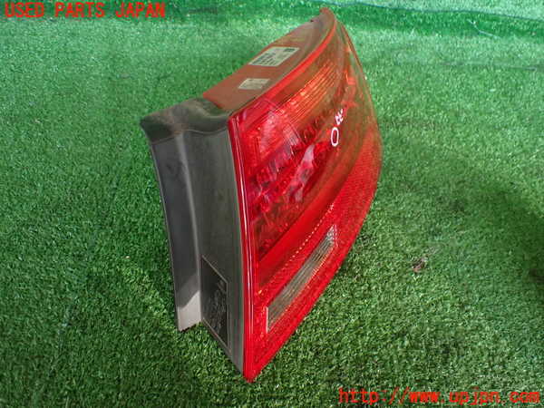 2UPJ-9234541530]アウディ・A5 スポーツバック(8TCDNL)右テールランプ 中古_2