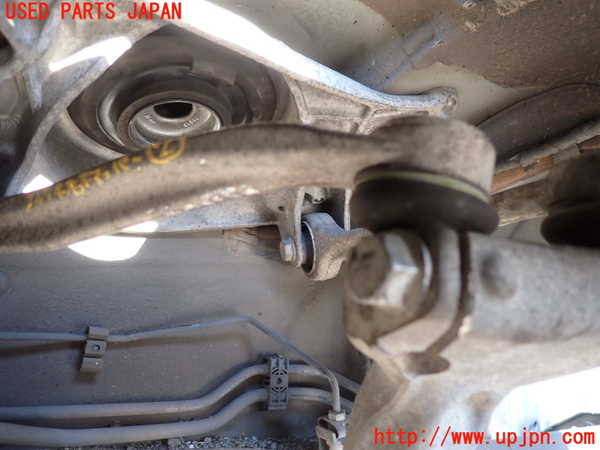 2UPJ-9234545127]アウディ・A5 スポーツバック(8TCDNL)右フロントアッパーアーム2 中古_2