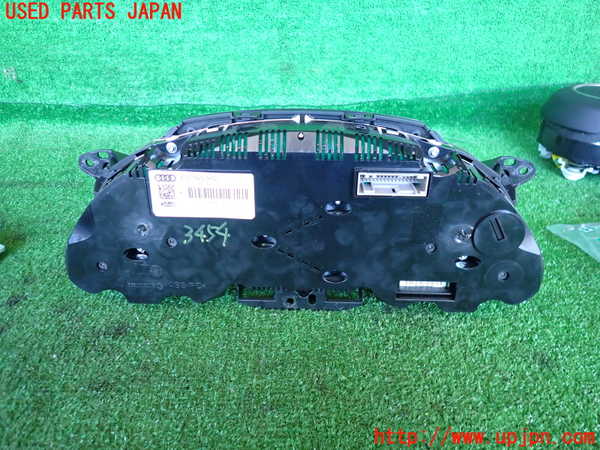 2UPJ-9234546170]アウディ・A5 スポーツバック(8TCDNL)スピードメーター 中古_2