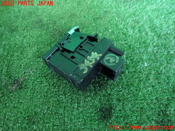 2UPJ-9234546307]アウディ・A5 スポーツバック(8TCDNL)スイッチ2 (パーキング) 中古_2