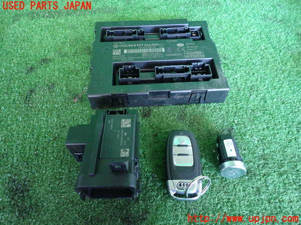 2UPJ-9234546110]アウディ・A5 スポーツバック(8TCDNL)エンジンコンピューター 中古_3