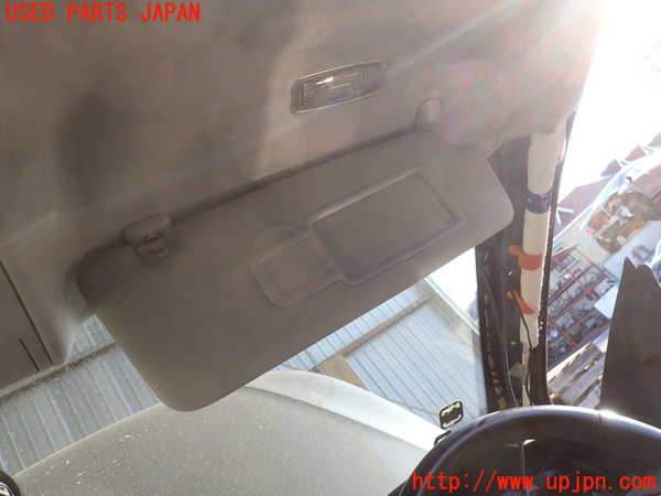 2UPJ-9234547625]アウディ・A5 スポーツバック(8TCDNL)室内サンバイザー右側 中古_2