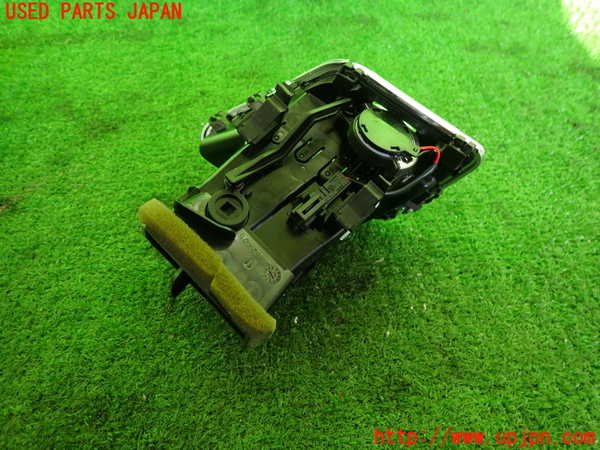 2UPJ-9234547527]アウディ・A5 スポーツバック(8TCDNL)エアコン吹き出し口2 (右) 中古_2