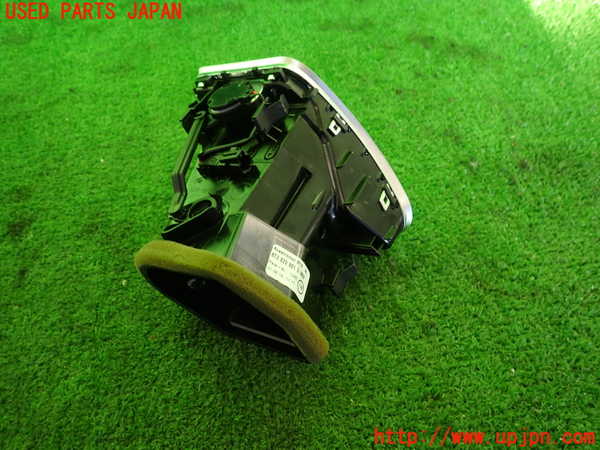 2UPJ-9234547528]アウディ・A5 スポーツバック(8TCDNL)エアコン吹き出し口3 (左) 中古_2