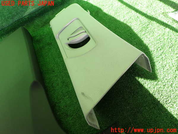 2UPJ-9234547665]アウディ・A5 スポーツバック(8TCDNL)右センターピラートリム 中古_2