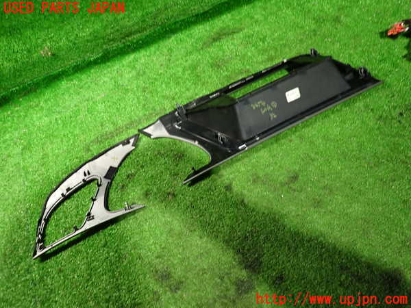 2UPJ-9234547691]アウディ・A5 スポーツバック(8TCDNL)内装トリム類1 中古_4