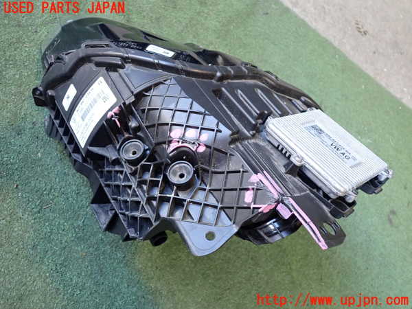 2UPJ-9234551130]ポルシェ・タイカン 4S(J1NB)右ヘッドライト LED (ジャンク品) 中古_2