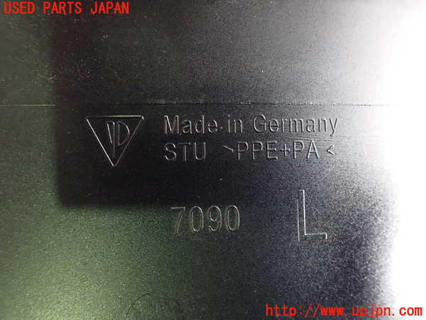 2UPJ-9234551102]ポルシェ・タイカン 4S(J1NB)左前コーナーパネル 中古_4