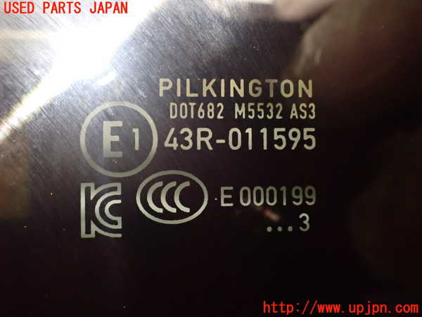 2UPJ-9234551372]ポルシェ・タイカン 4S(J1NB)左サイドセンターガラス 中古(43R-011595 M5532)_2