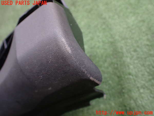 2UPJ-9234551390]ポルシェ・タイカン 4S(J1NB)右サイドステップ 中古_2