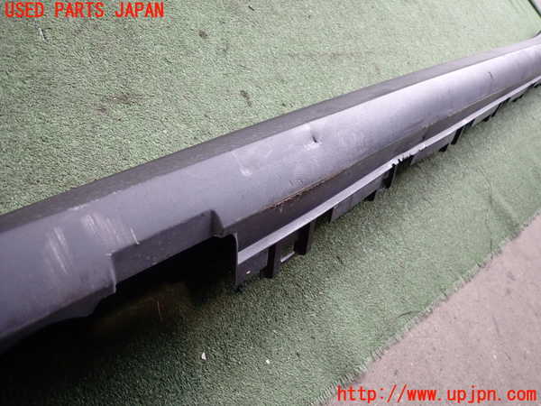 2UPJ-9234551392]ポルシェ・タイカン 4S(J1NB)左サイドステップ 中古_2