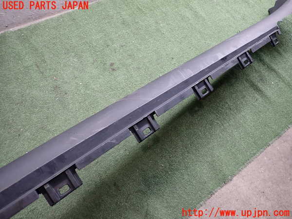 2UPJ-9234551392]ポルシェ・タイカン 4S(J1NB)左サイドステップ 中古_3