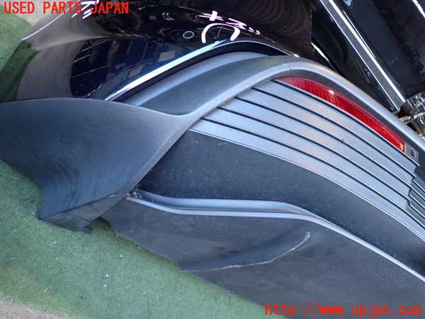 2UPJ-9234551610]ポルシェ・タイカン 4S(J1NB)リアバンパー 中古_5