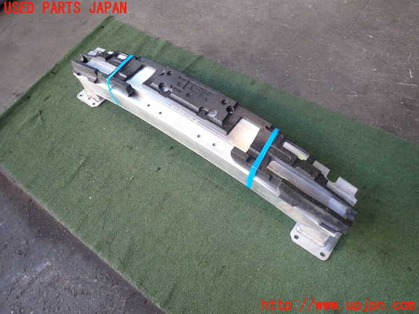 2UPJ-9234551614]ポルシェ・タイカン 4S(J1NB)リアバンパーホースメント 中古_2