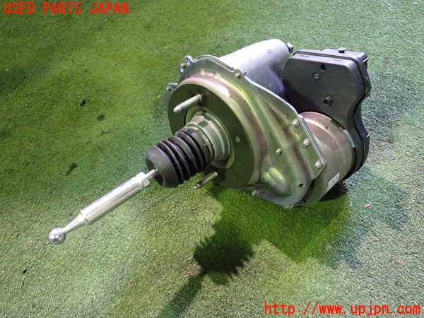 2UPJ-9234554055]ポルシェ・タイカン 4S(J1NB)ブレーキマスターバック 中古_3