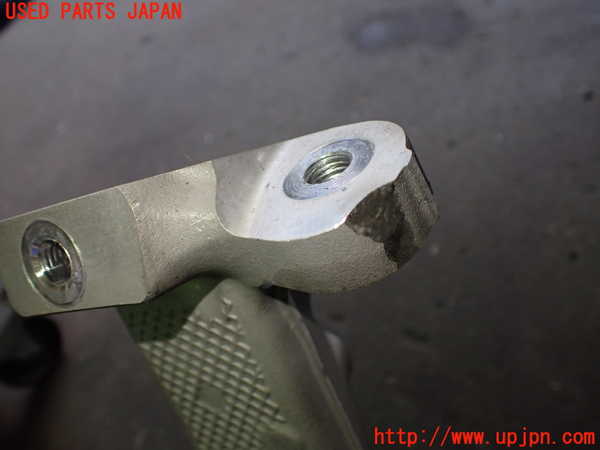 2UPJ-9234554295]ポルシェ・タイカン 4S(J1NB)左フロントナックルハブ 中古_4