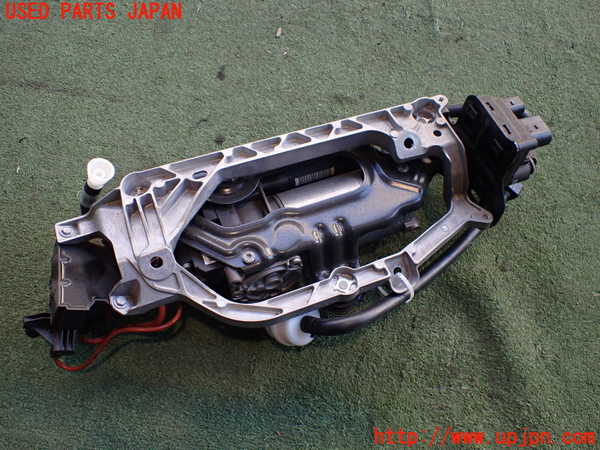 2UPJ-9234555535]ポルシェ・タイカン 4S(J1NB)エアサスポンプ 中古_3