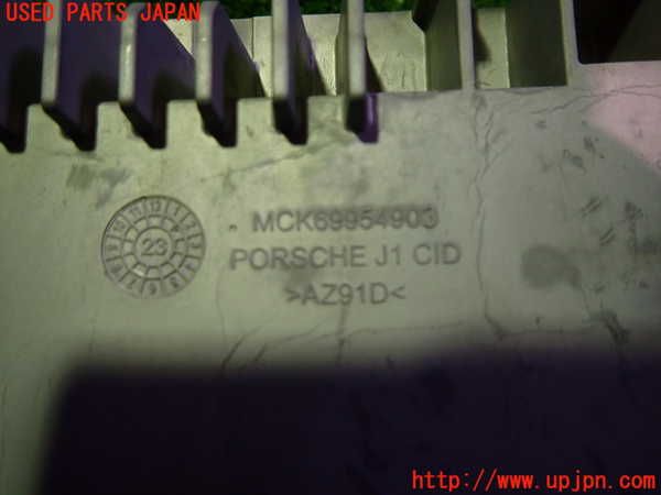 2UPJ-9234556629]ポルシェ・タイカン 4S(J1NB)モニター 中古_4