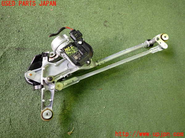 2UPJ-9234556770]ポルシェ・タイカン 4S(J1NB)フロントワイパーモーター 中古_3