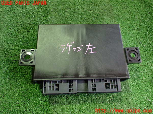 2UPJ-9234556155]ポルシェ・タイカン 4S(J1NB)コンピューター10 中古_2