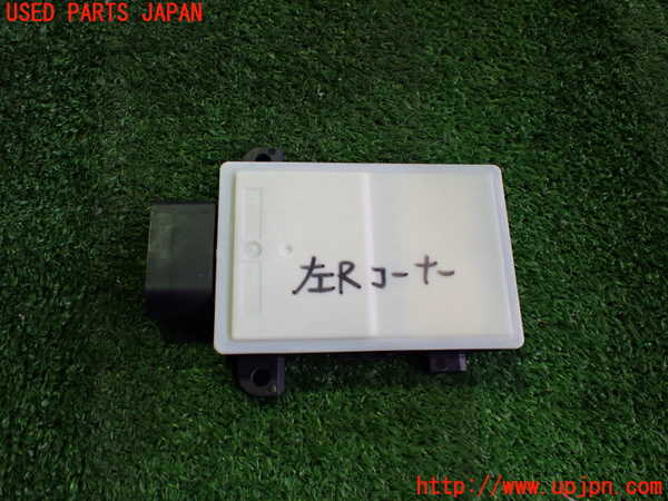 2UPJ-9234556158]ポルシェ・タイカン 4S(J1NB)コンピューター13 中古_2