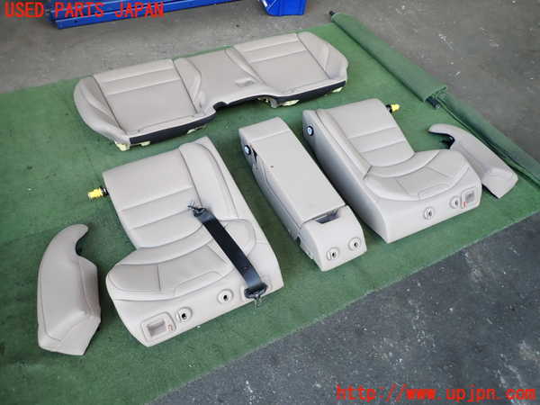 2UPJ-9234557385]ポルシェ・タイカン 4S(J1NB)リアシート 中古_2