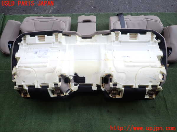 2UPJ-9234557385]ポルシェ・タイカン 4S(J1NB)リアシート 中古_4