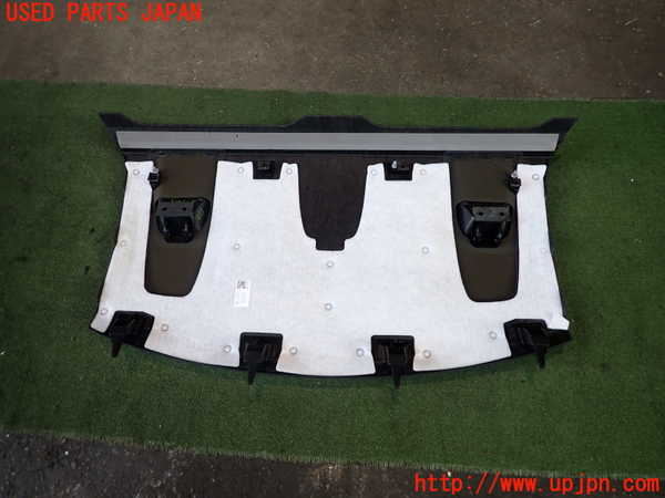 2UPJ-9234557761]ポルシェ・タイカン 4S(J1NB)トノカバー1 中古_2