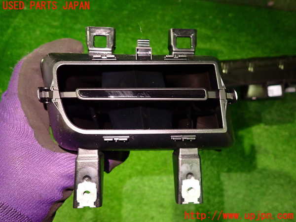 2UPJ-9234557528]ポルシェ・タイカン 4S(J1NB)エアコン吹き出し口3 (左) 中古_3