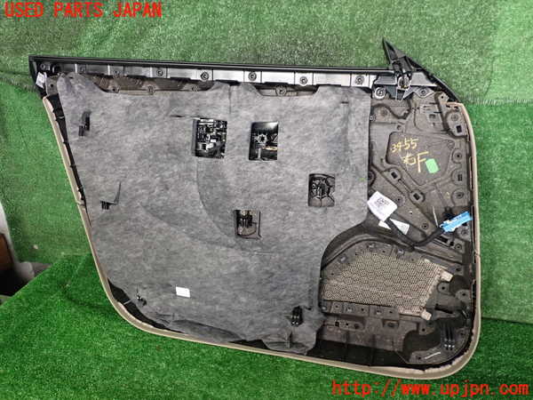 2UPJ-9234551234]ポルシェ・タイカン 4S(J1NB)右前ドア内張り 中古_3