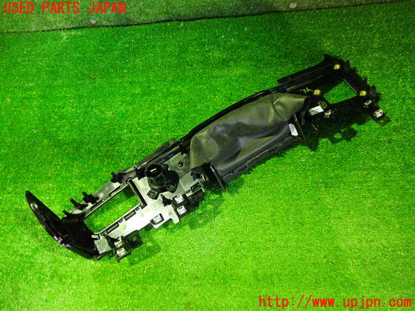 2UPJ-9234557693]ポルシェ・タイカン 4S(J1NB)内装トリム類3 中古_2