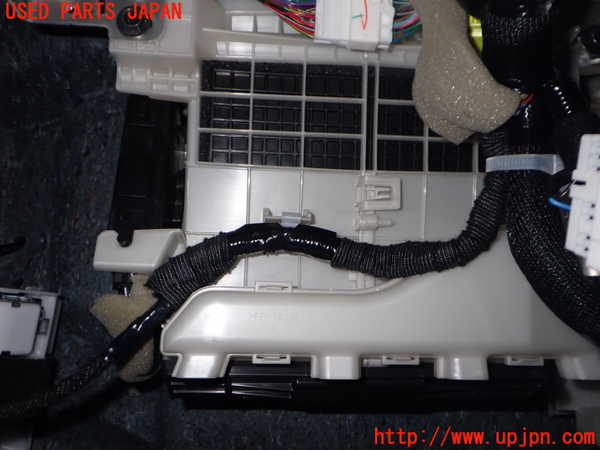 2UPJ-9234566081]アリア(ARIYA)(FE0)エバポレーター1 中古_3