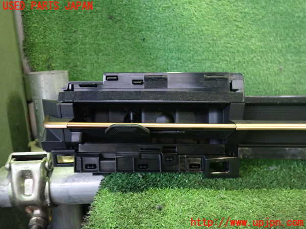 2UPJ-9234567526]アリア(ARIYA)(FE0)エアコン吹き出し口1 (真中) 中古_3