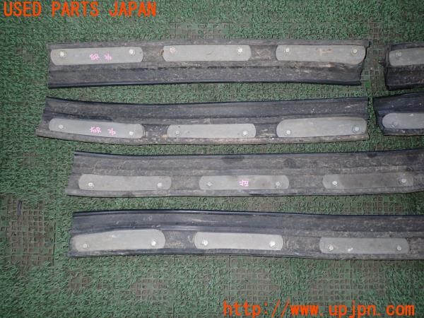 3UPJ=9234570011]ハイラックスサーフ(RZN185W)中期 社外 オーバーフェンダー ラバーフェンダー ゴム 中古_4