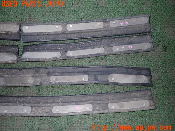 3UPJ=9234570011]ハイラックスサーフ(RZN185W)中期 社外 オーバーフェンダー ラバーフェンダー ゴム 中古_5