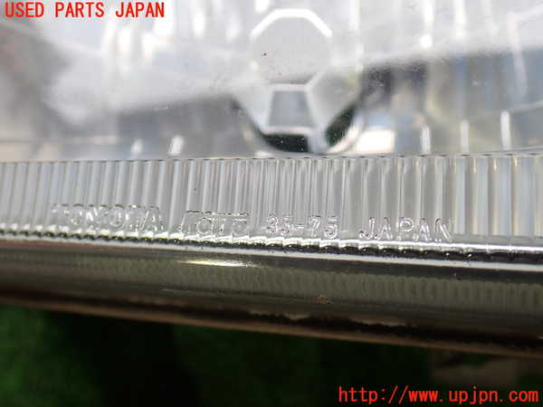 2UPJ-9234571130]ハイラックスサーフ(RZN185W)右ヘッドライト ハロゲン 中古_2