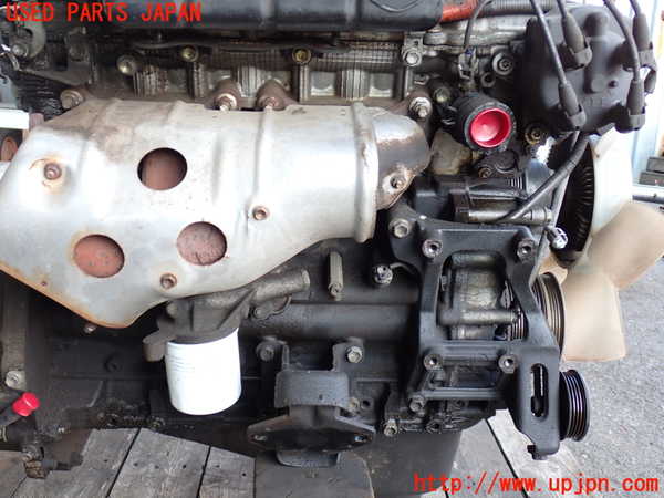 2UPJ-9234572010]ハイラックスサーフ(RZN185W)エンジン 3RZ-FE 4WD 中古_2